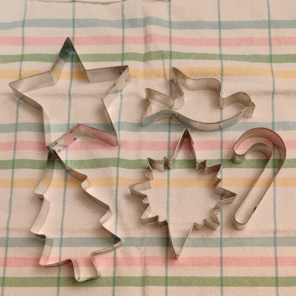 Large Holiday Metal Cookie Cutters Set/5 Tree Star Dove Candy Cane Star Vintage